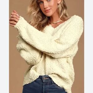 Lulu's Cream V-Neck Sweater Plush Oversized Fit Distressed Size XS